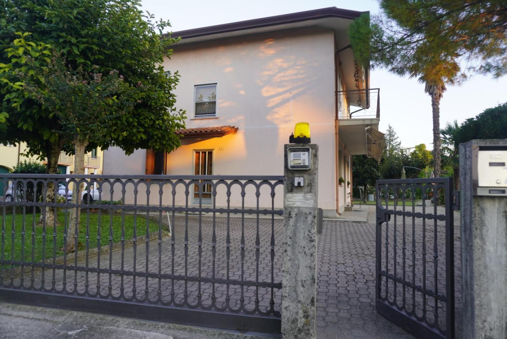 Oliva'S House Appartamento Con Giardino Palazzolo dello Stella Екстериор снимка